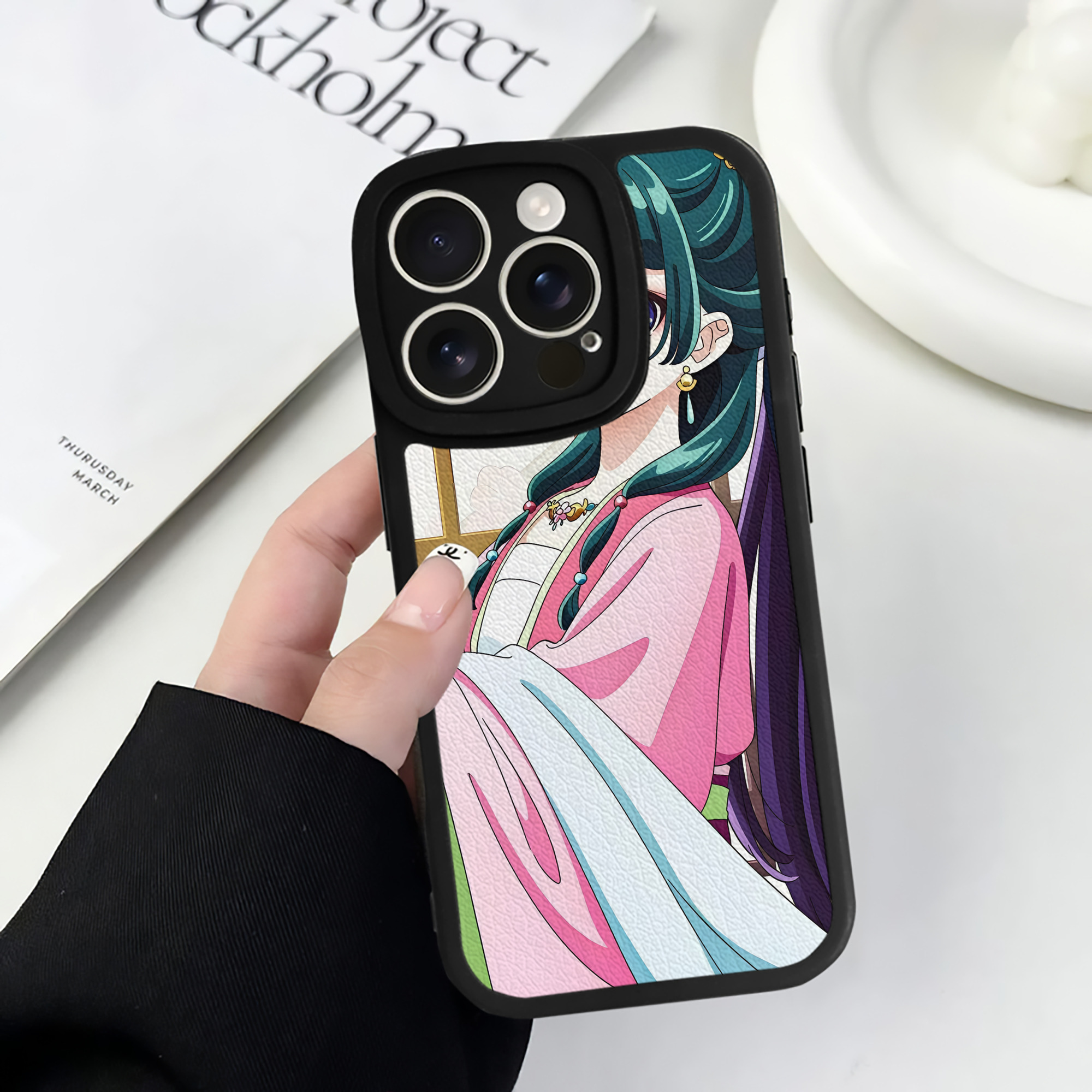 薬屋のひとりごと The Apothecary Diaries 【iPhone 16シリーズ対応】シリコンスマホケース（レザー調） 材質：シリコン